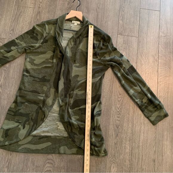 DEREK HEART Cardigan Women’s Large Green Camouflage Open Front Waterfall. - Picture 9 of 10
